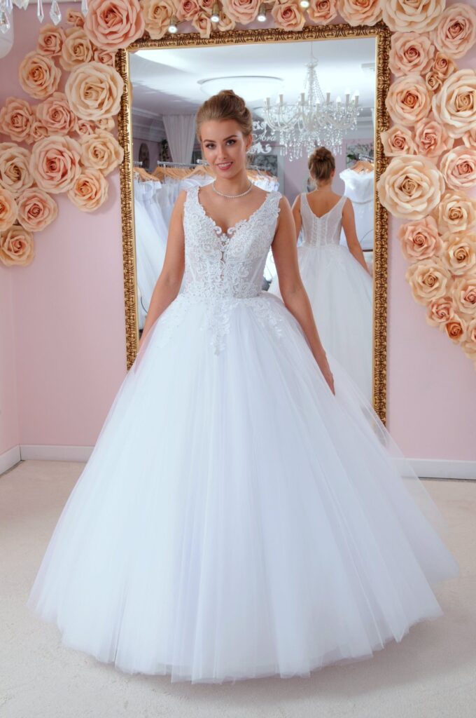 Szalagavató- és báliruha, keringőruha - Miss Ara - Vác