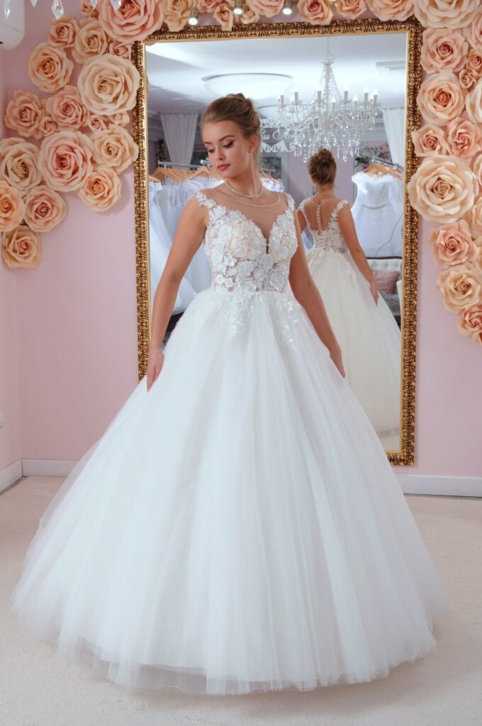 Szalagavató- és báliruha, keringőruha - Miss Ara - Vác