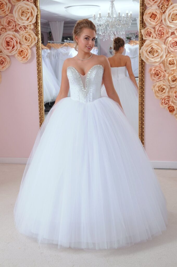 Szalagavató- és báliruha, keringőruha - Miss Ara - Vác