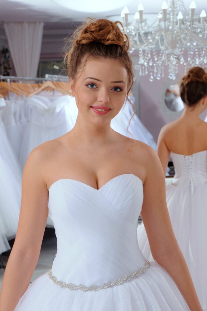 Szalagavató- és báliruha, keringőruha - Miss Ara - Vác