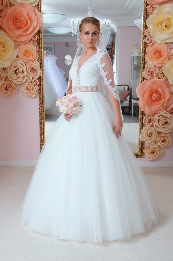 Szalagavató- és báliruha, keringőruha - Miss Ara - Vác