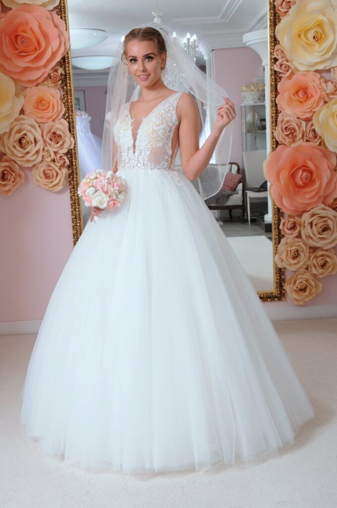 Szalagavató- és báliruha, keringőruha - Miss Ara - Vác