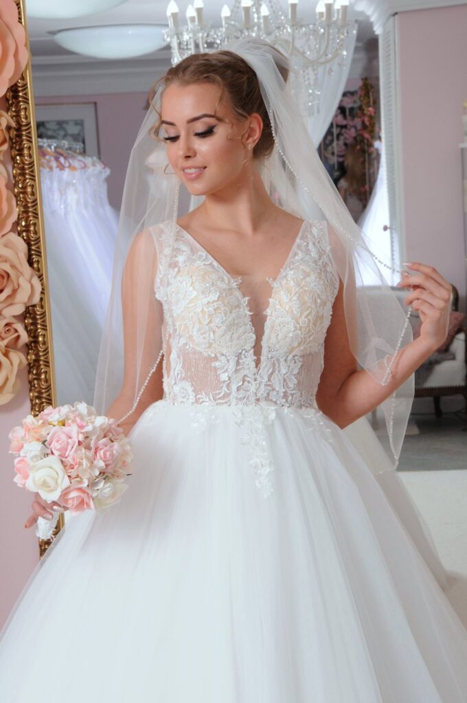 Szalagavató- és báliruha, keringőruha - Miss Ara - Vác