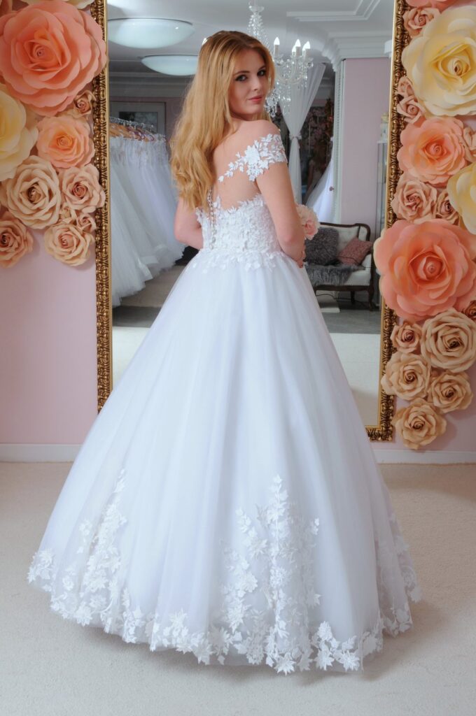 Szalagavató- és báliruha, keringőruha - Miss Ara - Vác