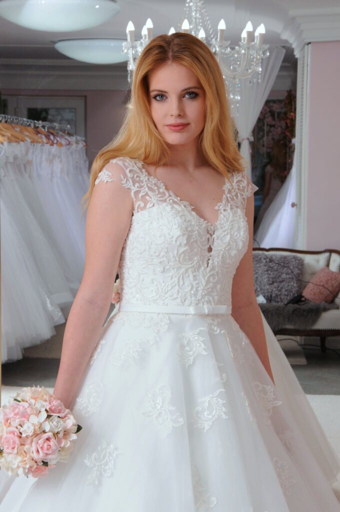 Szalagavató- és báliruha, keringőruha - Miss Ara - Vác