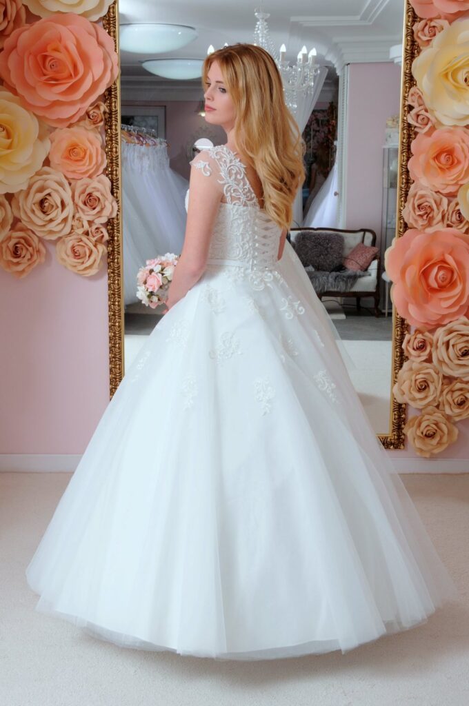 Szalagavató- és báliruha, keringőruha - Miss Ara - Vác