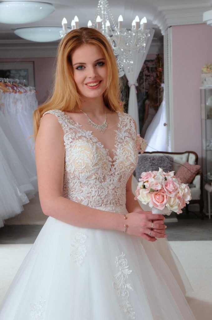 Szalagavató- és báliruha, keringőruha - Miss Ara - Vác