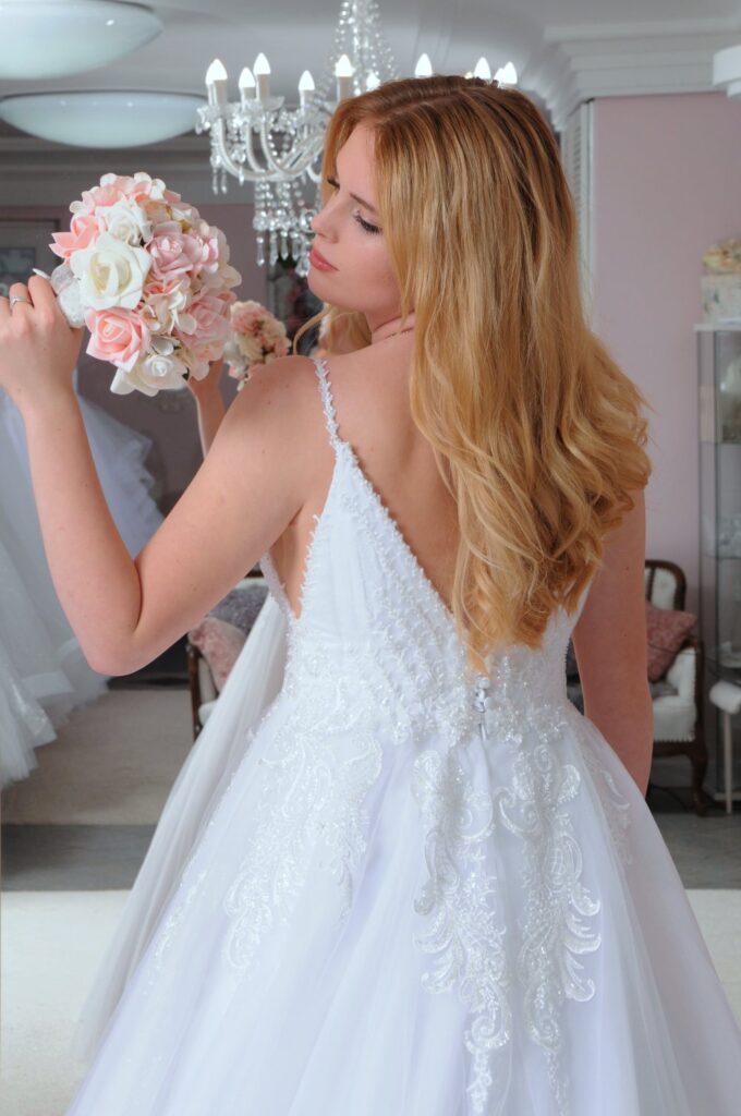 Szalagavató- és báliruha, keringőruha - Miss Ara - Vác