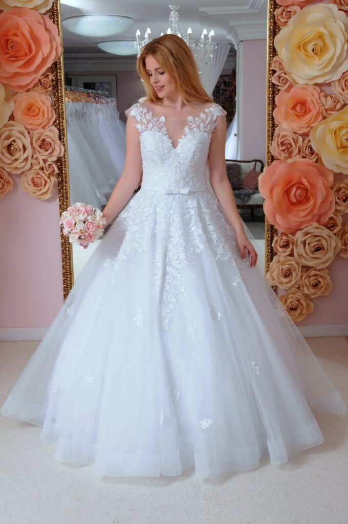 Szalagavató- és báliruha, keringőruha - Miss Ara - Vác