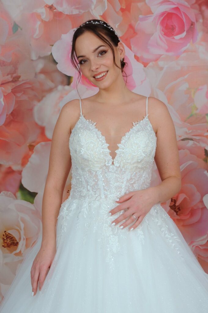 Szalagavató- és báliruha, keringőruha - Miss Ara - Vác