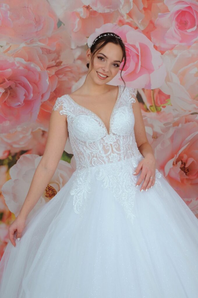 Szalagavató- és báliruha, keringőruha - Miss Ara - Vác