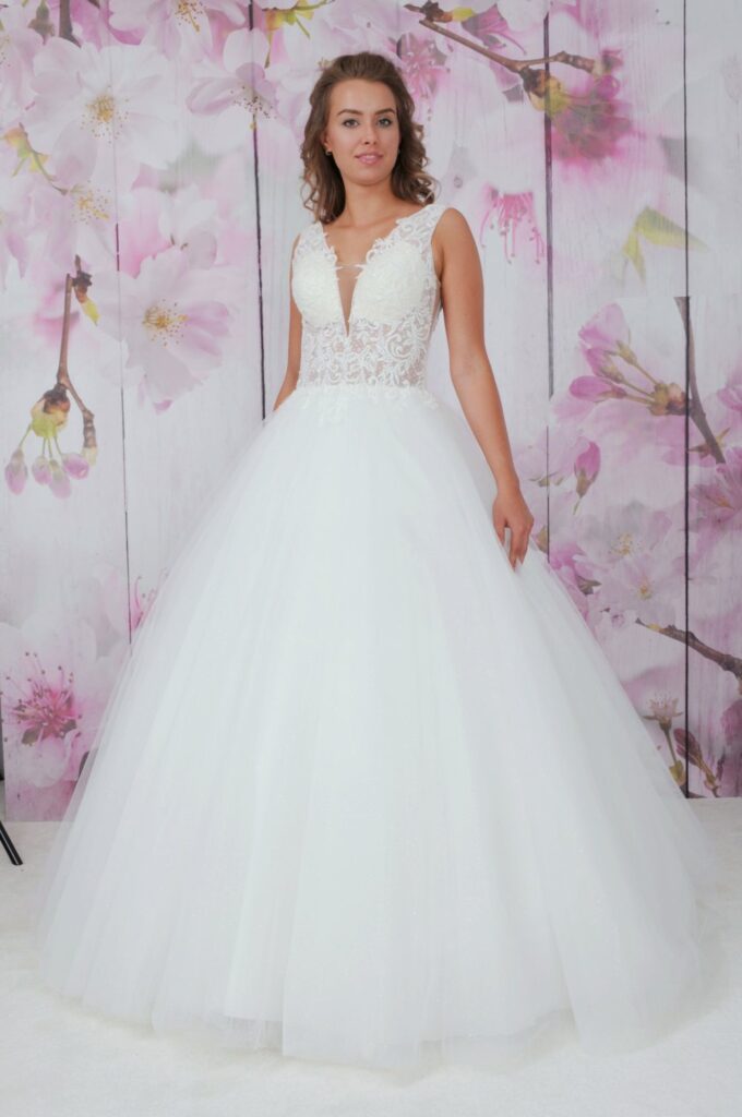 Szalagavató- és báliruha, keringőruha - Miss Ara - Vác