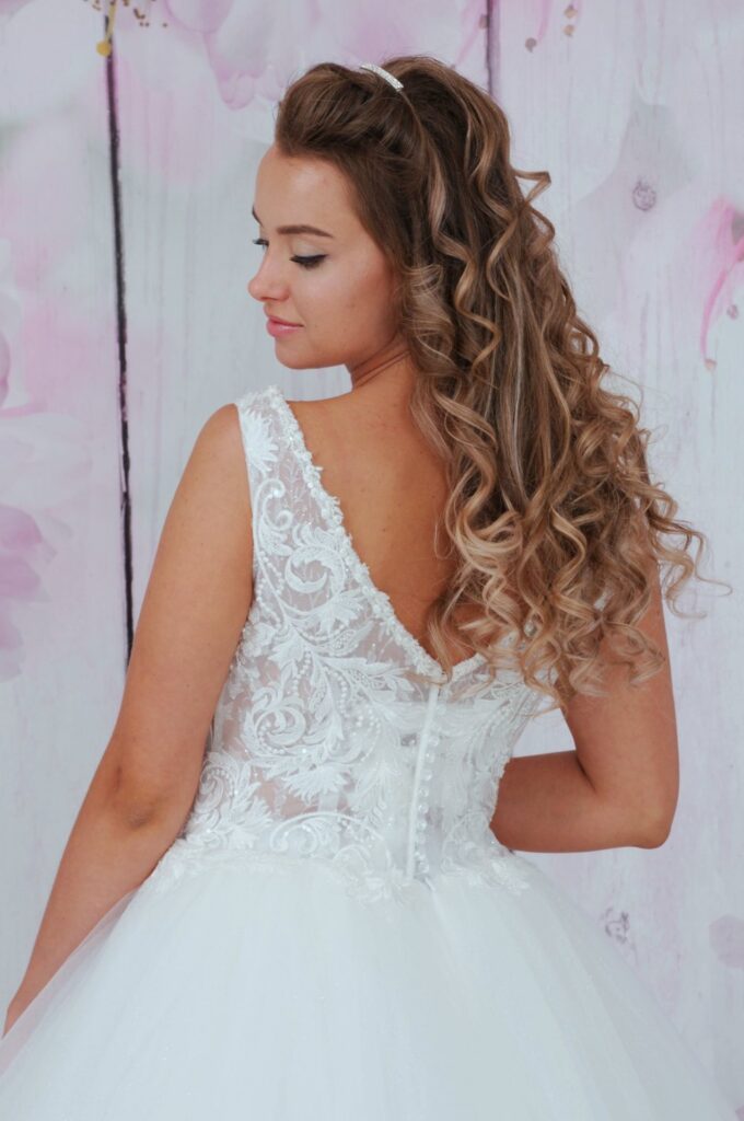 Szalagavató- és báliruha, keringőruha - Miss Ara - Vác