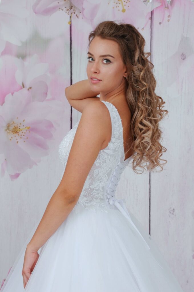 Szalagavató- és báliruha, keringőruha - Miss Ara - Vác