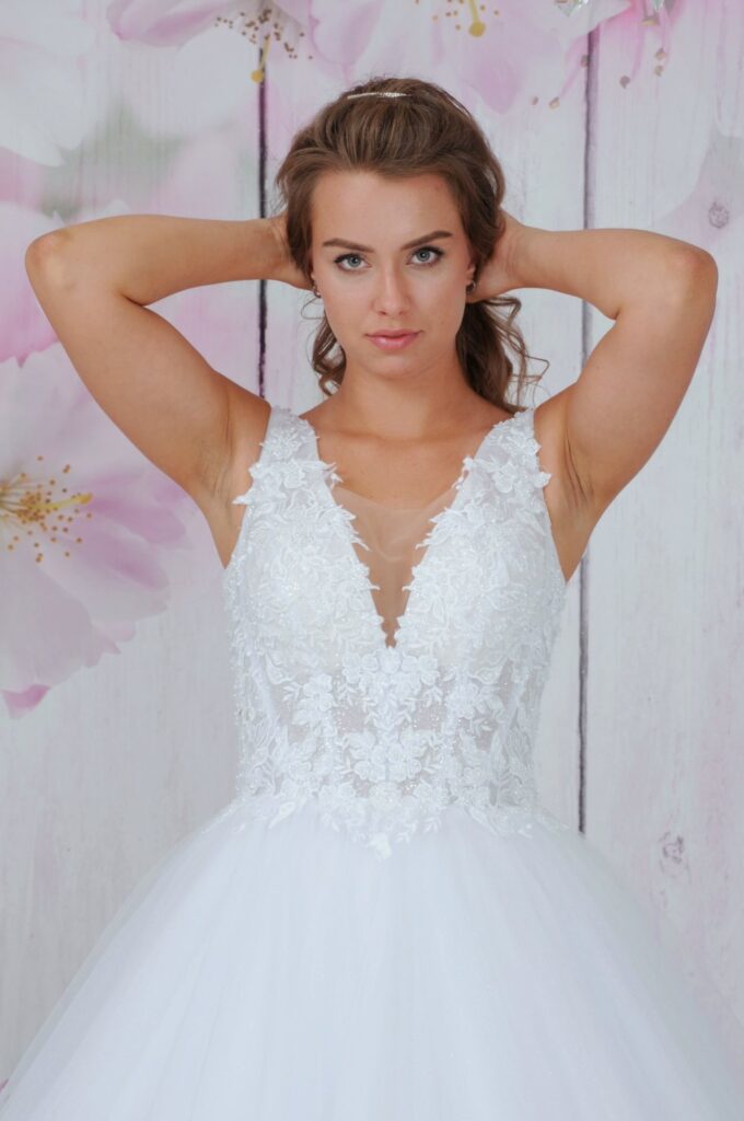 Szalagavató- és báliruha, keringőruha - Miss Ara - Vác