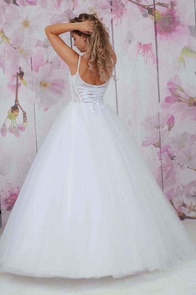 Szalagavató- és báliruha, keringőruha - Miss Ara - Vác