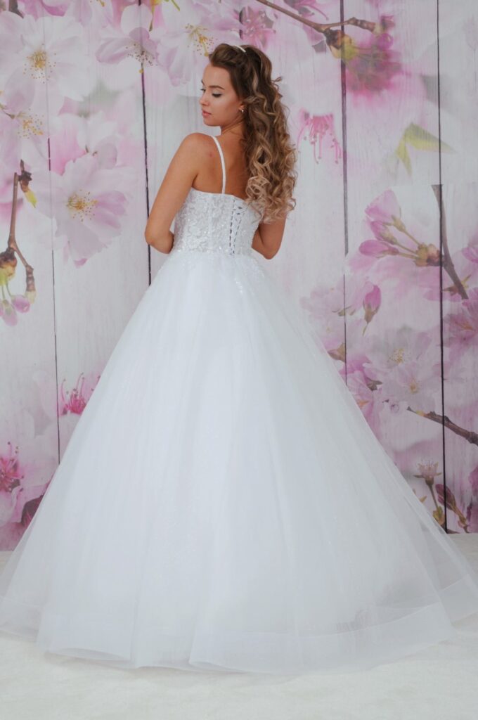 Szalagavató- és báliruha, keringőruha - Miss Ara - Vác