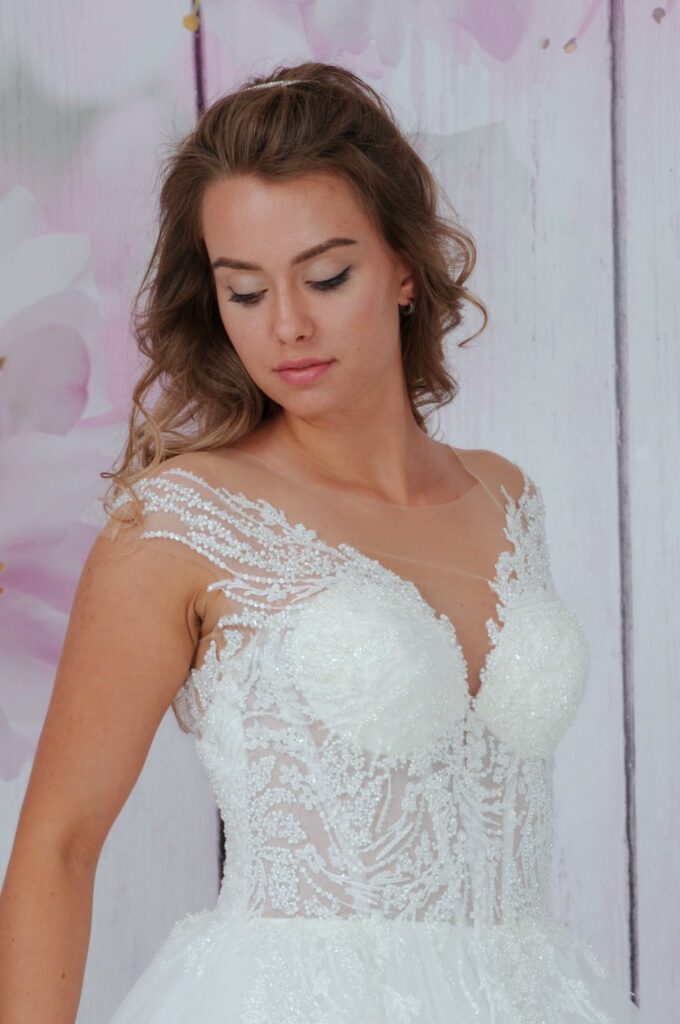 Szalagavató- és báliruha, keringőruha - Miss Ara - Vác