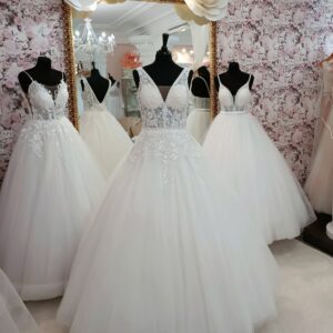 Szalagavató- és báliruha, keringőruha - Miss Ara - Vác