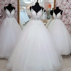 Szalagavató- és báliruha, keringőruha - Miss Ara - Vác