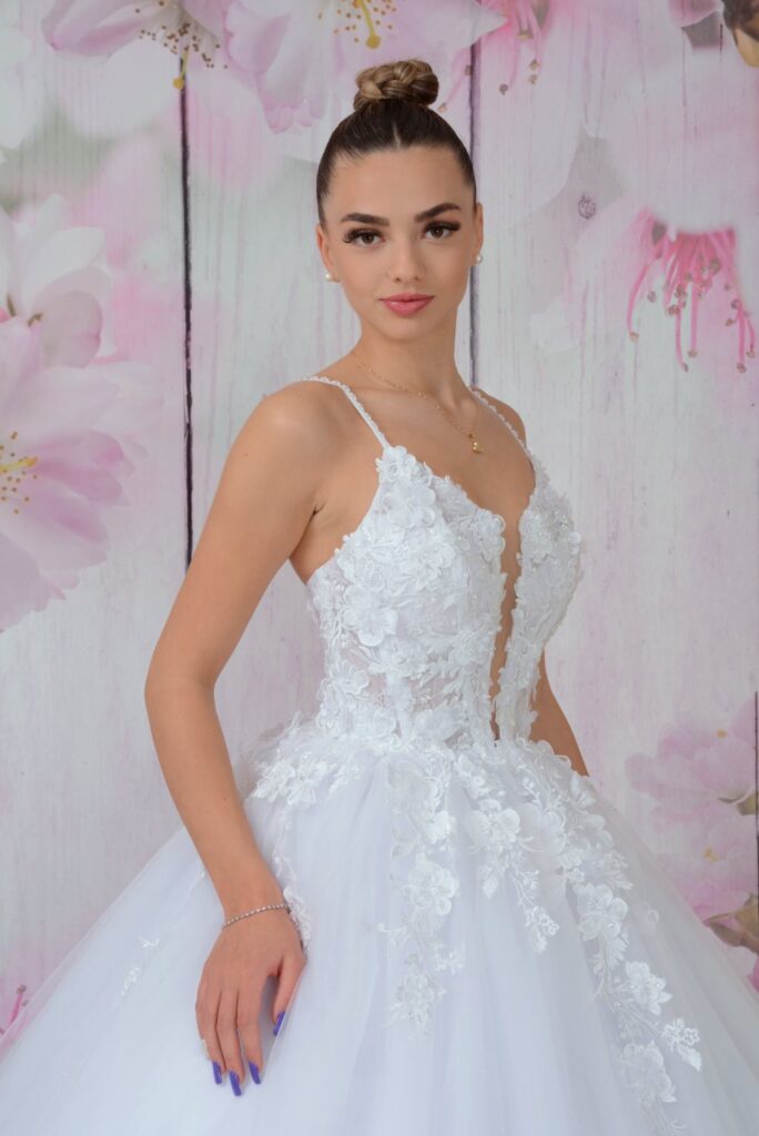 Szalagavató- és báliruha, keringőruha - Miss Ara - Vác