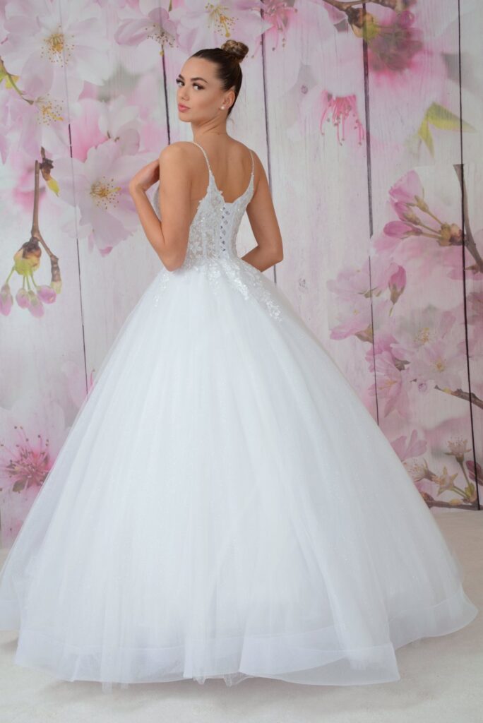 Szalagavató- és báliruha, keringőruha - Miss Ara - Vác