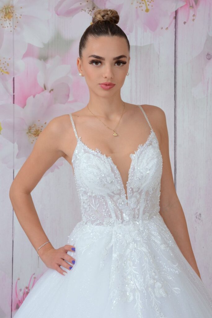 Szalagavató- és báliruha, keringőruha - Miss Ara - Vác