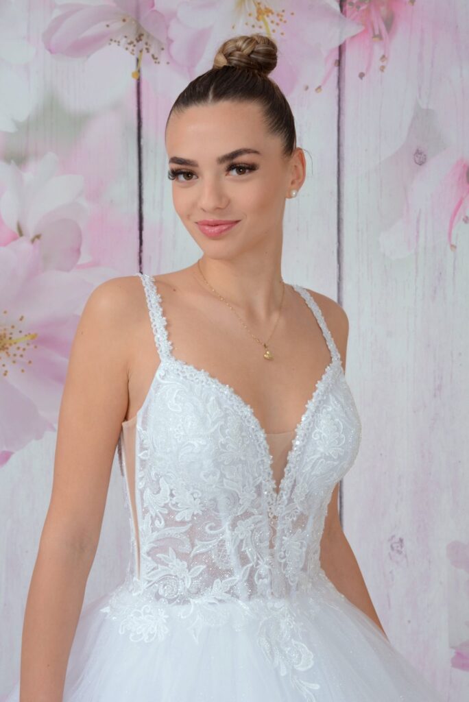 Szalagavató- és báliruha, keringőruha - Miss Ara - Vác