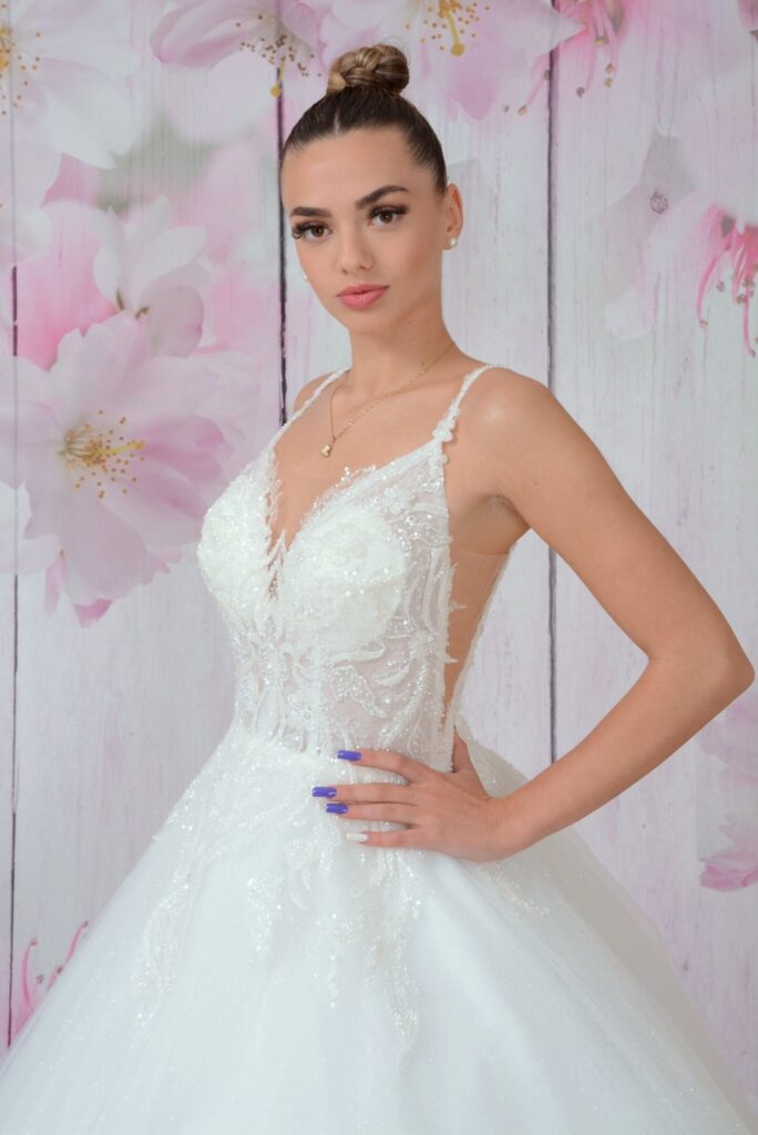 Szalagavató- és báliruha, keringőruha - Miss Ara - Vác