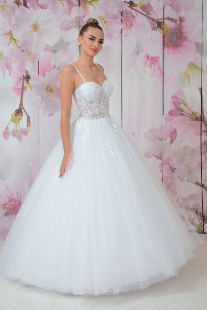 Szalagavató- és báliruha, keringőruha - Miss Ara - Vác