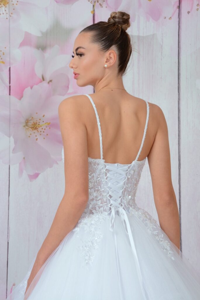 Szalagavató- és báliruha, keringőruha - Miss Ara - Vác