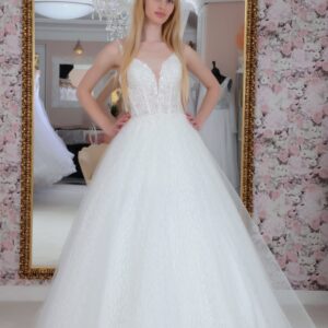 Szalagavató- és báliruha, keringőruha és kölcsönző - Miss Ara - Vác