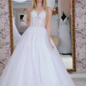 Szalagavató- és báliruha, keringőruha és kölcsönző - Miss Ara - Vác