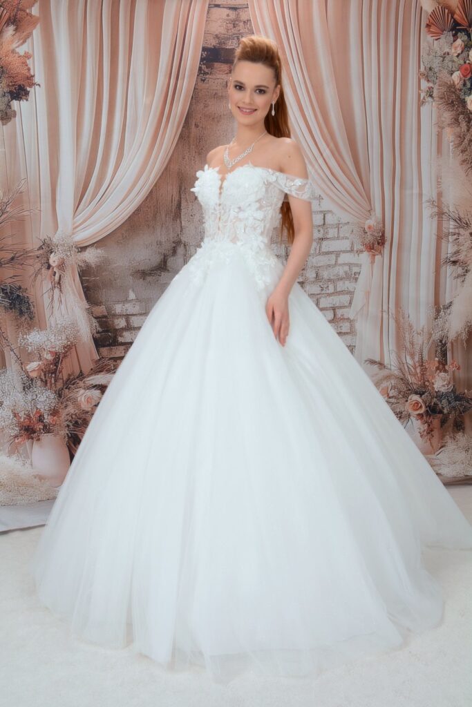 Szalagavató- és báliruha, keringőruha - Miss Ara - Vác