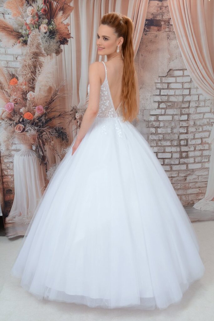 Szalagavató- és báliruha, keringőruha - Miss Ara - Vác