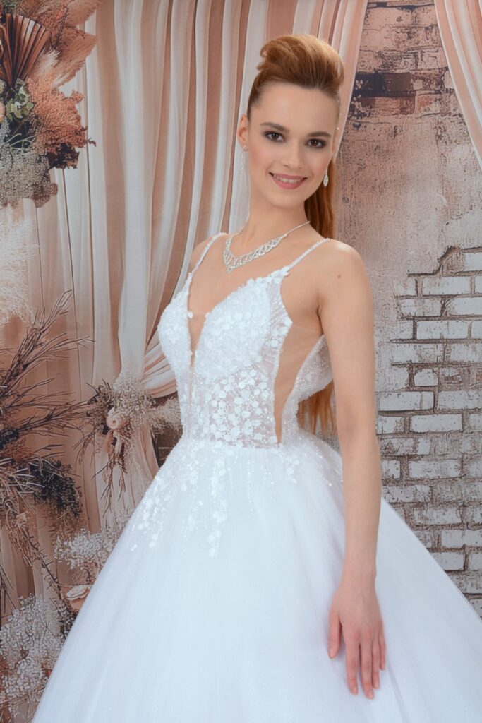 Szalagavató- és báliruha, keringőruha - Miss Ara - Vác