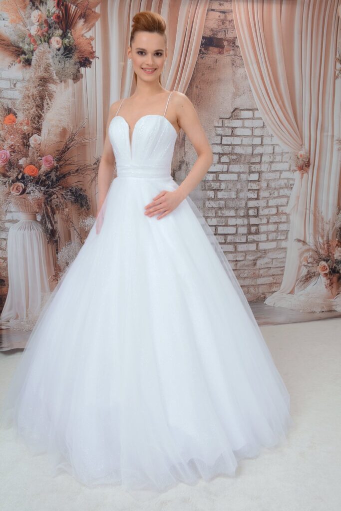 Szalagavató- és báliruha, keringőruha - Miss Ara - Vác