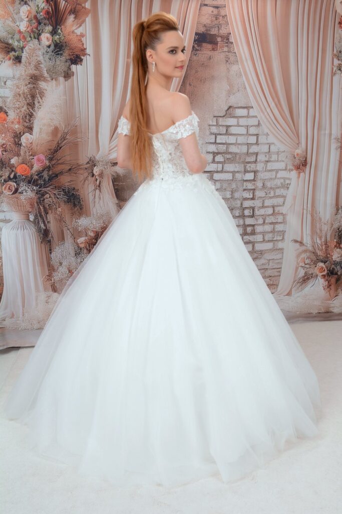 Szalagavató- és báliruha, keringőruha - Miss Ara - Vác