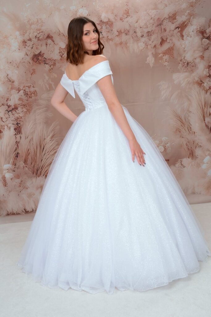 Szalagavató- és báliruha, keringőruha - Miss Ara - Vác