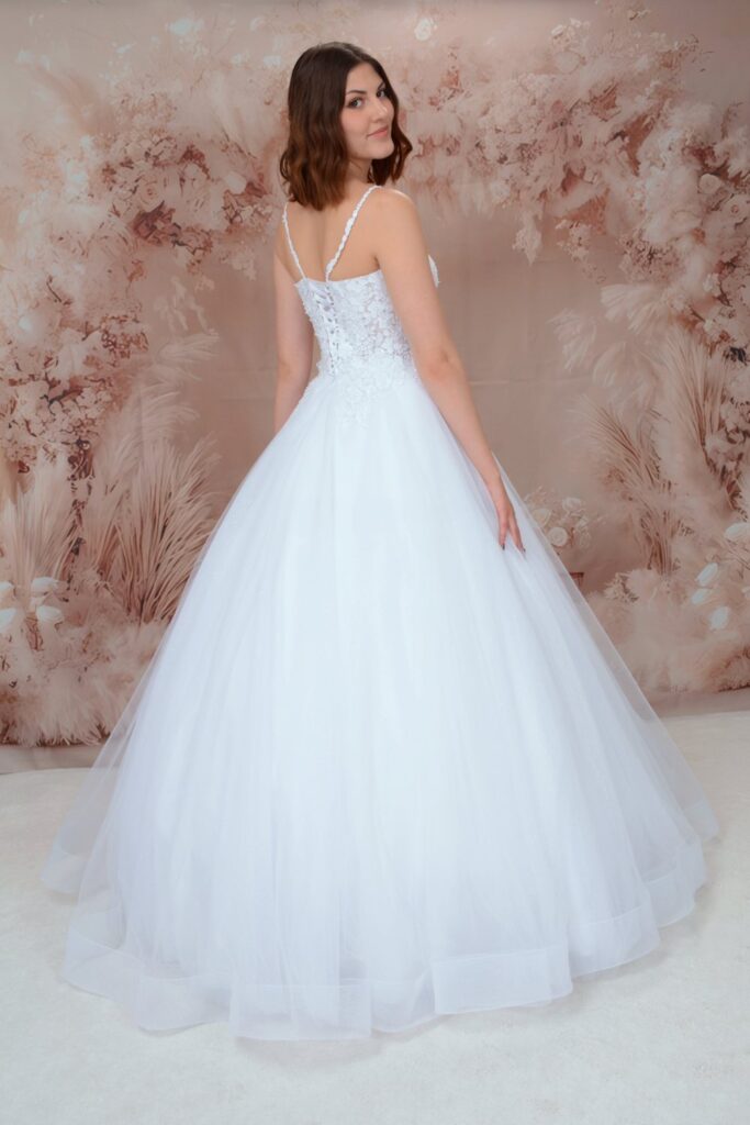 Szalagavató- és báliruha, keringőruha - Miss Ara - Vác