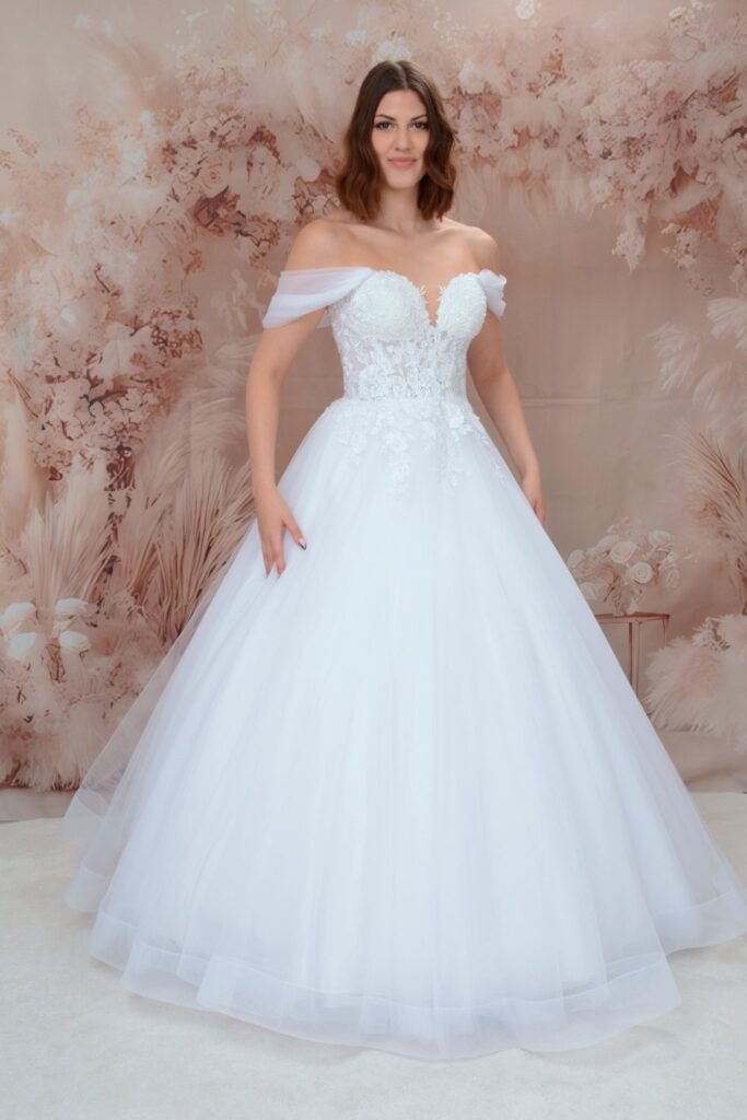 Szalagavató- és báliruha, keringőruha - Miss Ara - Vác