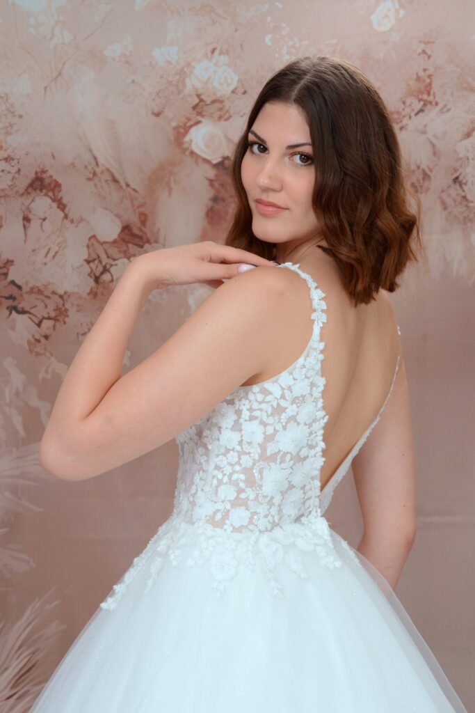 Szalagavató- és báliruha, keringőruha - Miss Ara - Vác