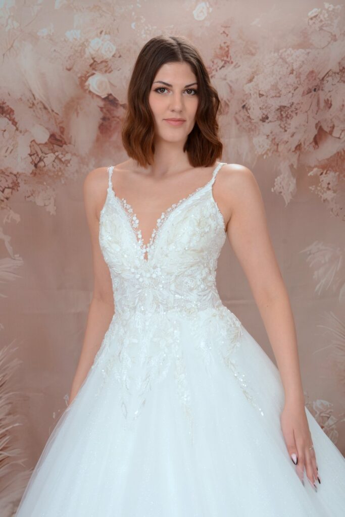 Szalagavató- és báliruha, keringőruha - Miss Ara - Vác