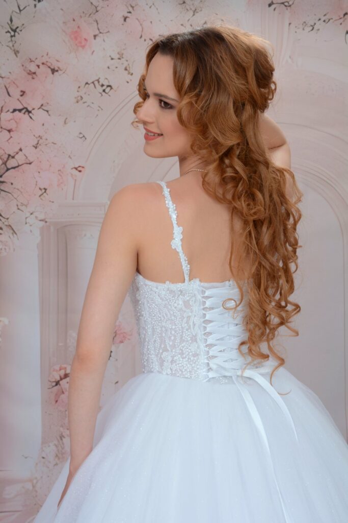 Szalagavató- és báliruha, keringőruha - Miss Ara - Vác