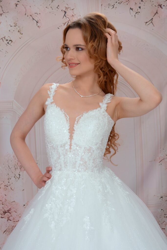 Szalagavató- és báliruha, keringőruha - Miss Ara - Vác