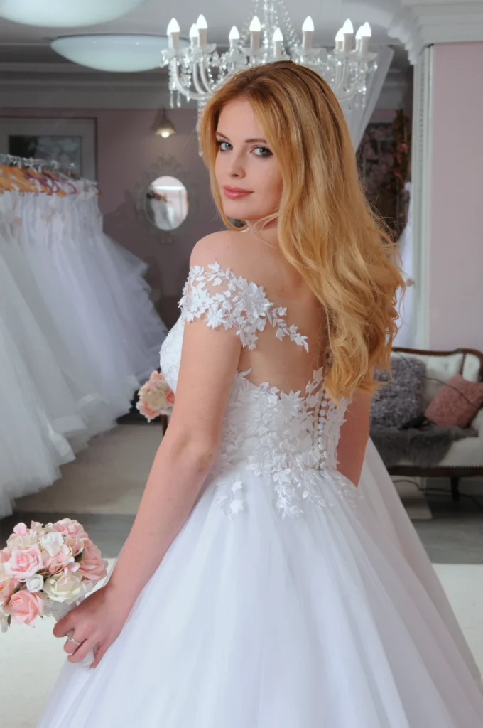 menyasszonyi ruha - Miss Ara - Vác