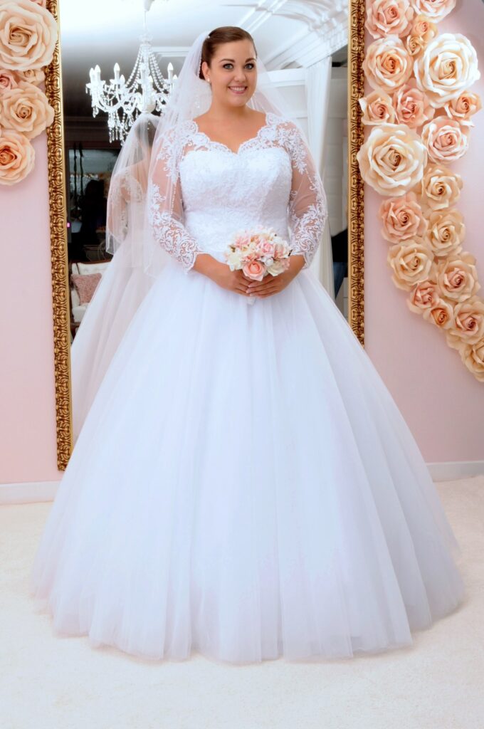 molett menyasszonyi ruha - Miss Ara - Vác