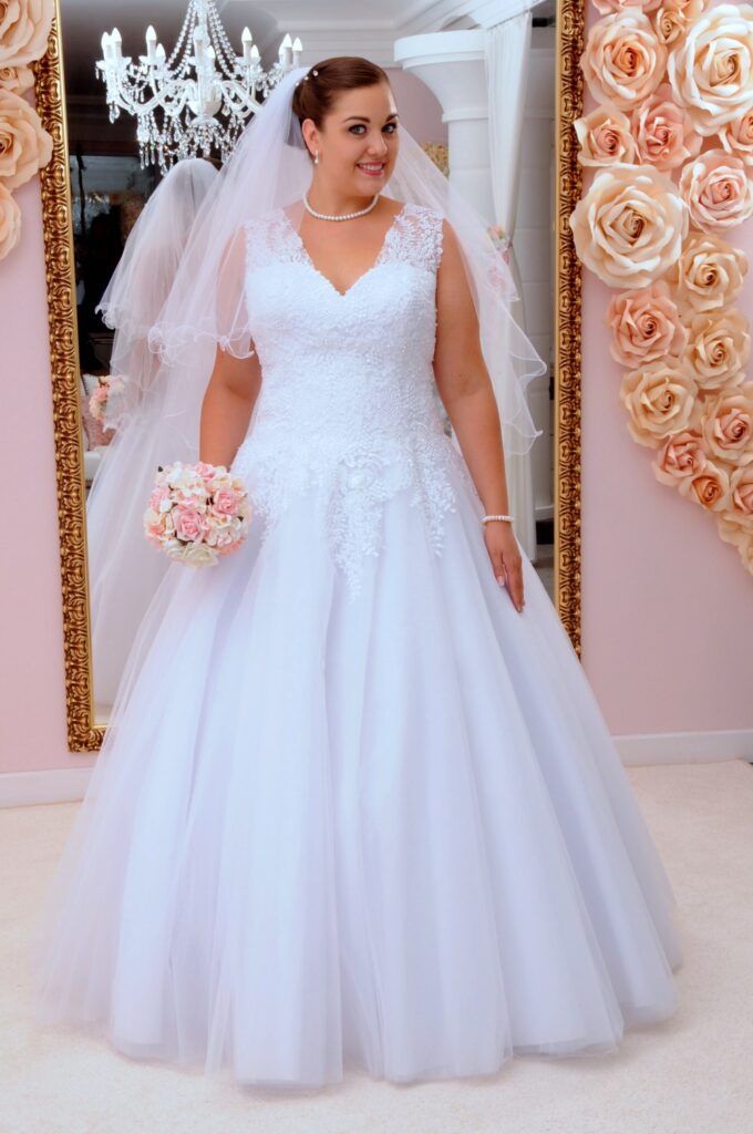 molett menyasszonyi ruha - Miss Ara - Vác