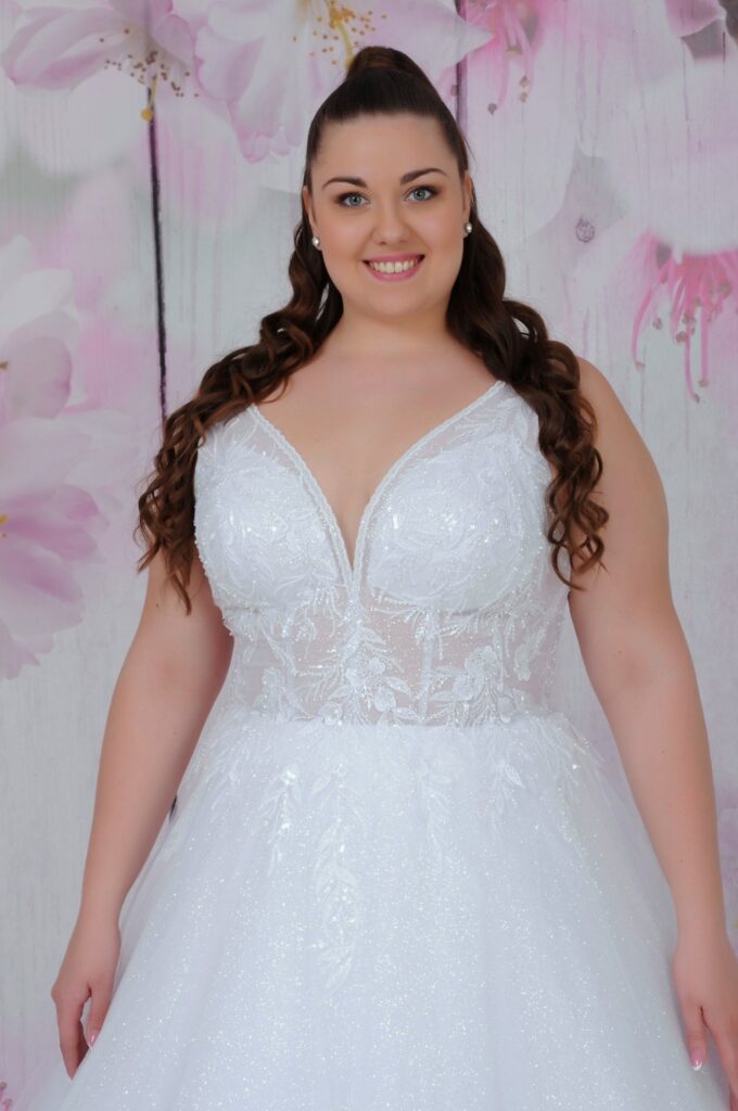 molett menyasszonyi ruha - Miss Ara - Vác