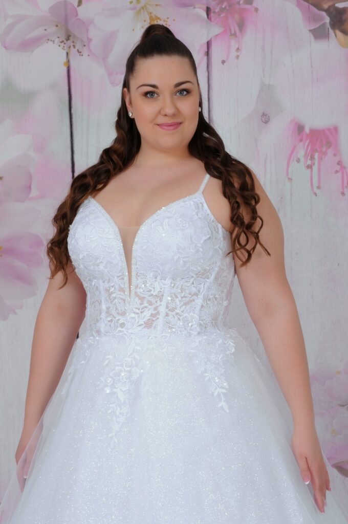 molett menyasszonyi ruha - Miss Ara - Vác